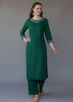 Green embroidered rayon kurta set 1