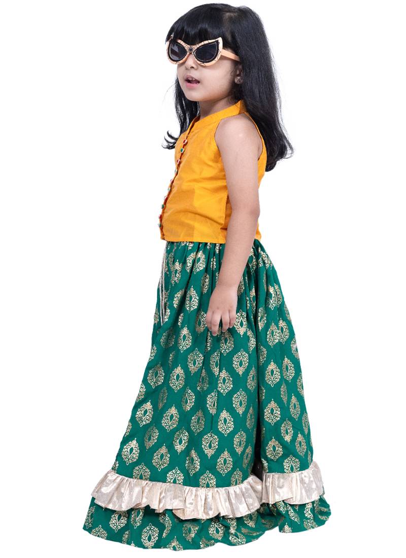 sleevless solid top with printed lehenga  - yellow & green