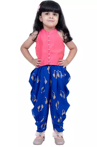 sleevless incut potali button top with dhoti - coral & blue