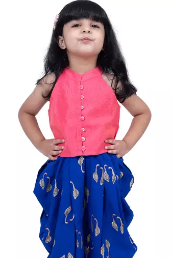 sleevless incut potali button top with dhoti - coral & blue