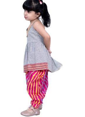 cotton sleeveless stripe design top with dhoti - grey & pink 3