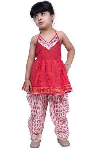 cotton sleeveless stripe design top with dhoti - pink & white