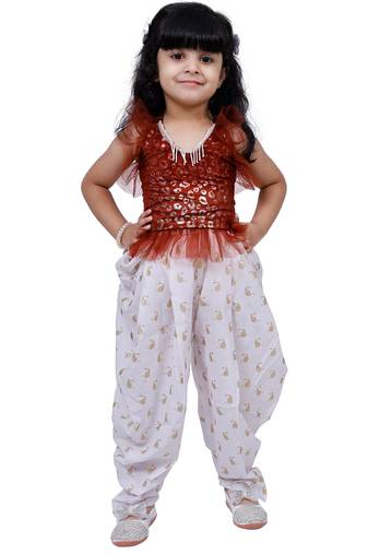sleeveless all over printed top with dhoti -brown & white