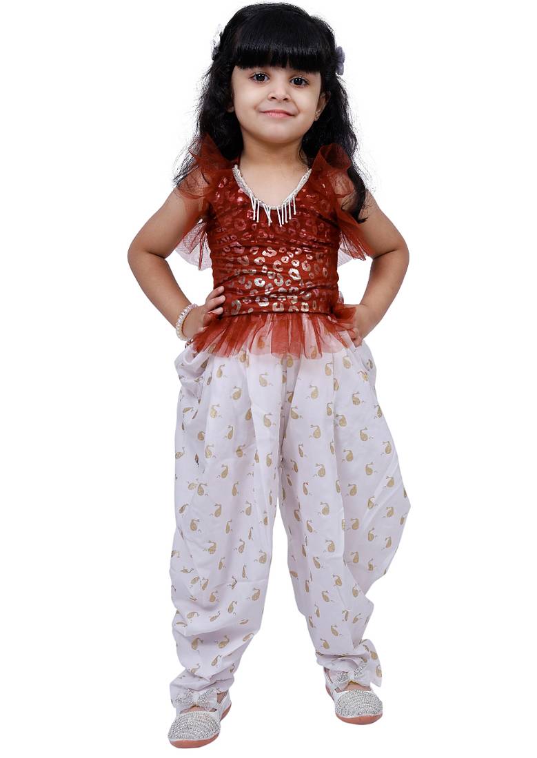sleeveless all over printed top with dhoti -brown & white