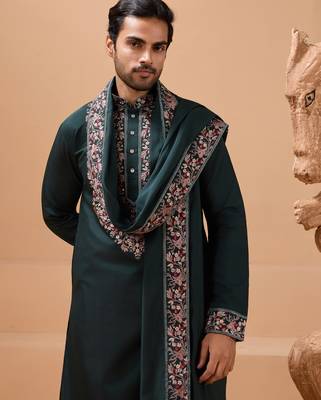 Green viscose silk thread with sequence embroidered work kurta with dupatta 3