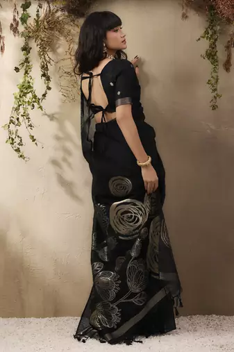 Black munga silk handloom weaving saree