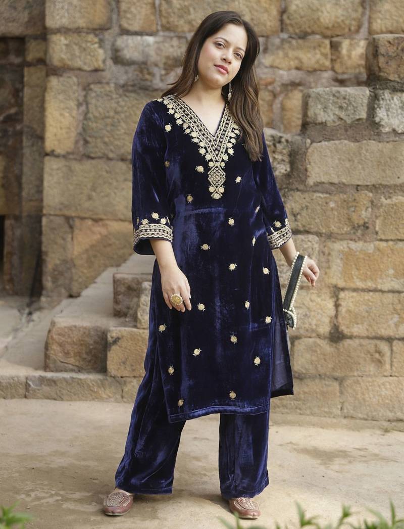 Navy blue velvet embroidered kurta set