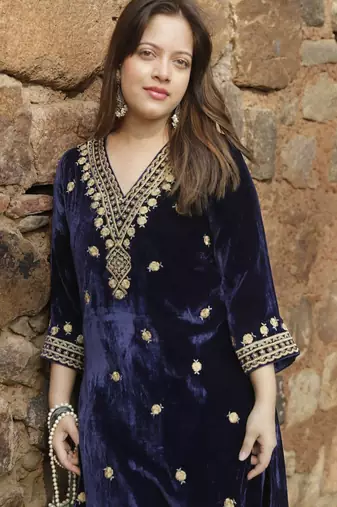 Navy blue velvet embroidered kurta set