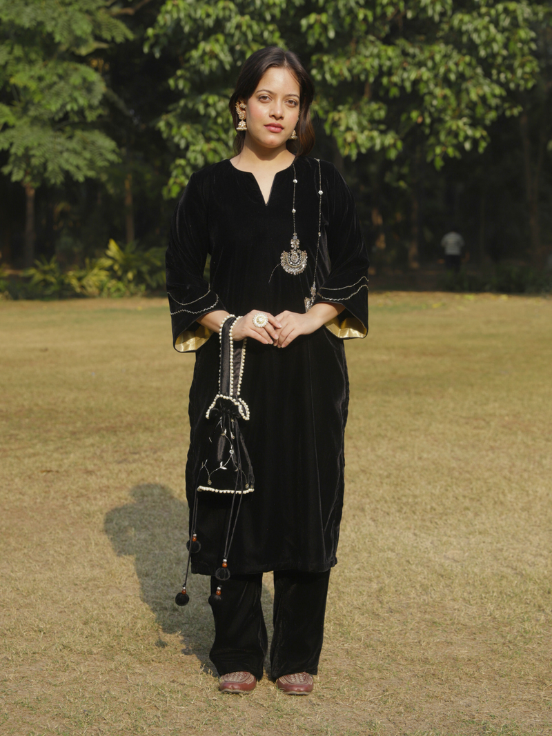 Black velvet embroidered kurta set with velvet dupatta