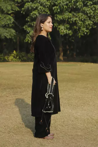 Black velvet embroidered kurta set with velvet dupatta
