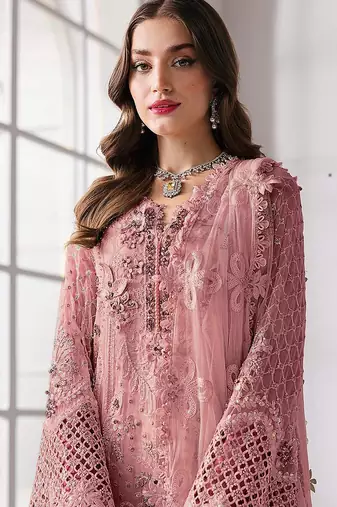 Peach fox georgette suit with khatli & sequin 