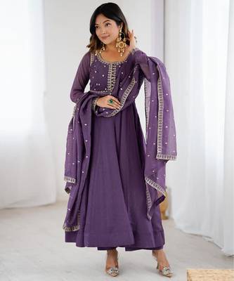 Purple anarkali set with intricate embroidery work 2