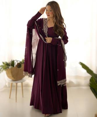 wine roman silk chanderi fully flared anarkali gown set with dupatta & pant  3