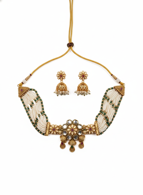 Kundan meenakari pushp bandhai chowker set 2