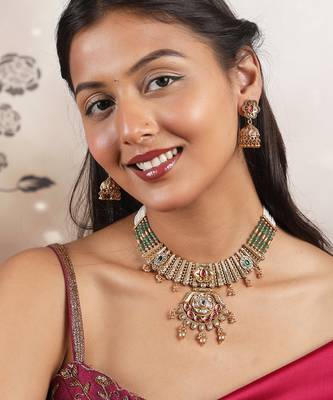 Traditional kundan pearl bandhai necklace set  2