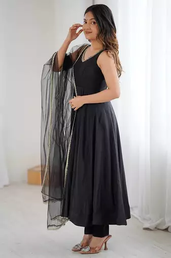Pure romansilk chanderi fabric fully flare anarkali with pant dupatta set ready to wear