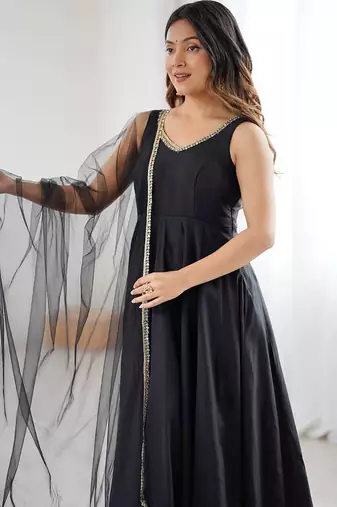 Pure romansilk chanderi fabric fully flare anarkali with pant dupatta set ready to wear