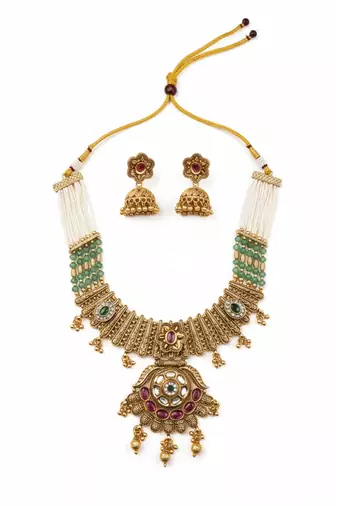 Traditional kundan pearl bandhai necklace set 
