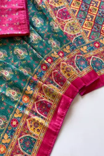 Emerald Color Jaqurad Weaving Dola Silk Blend Saree