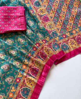 Emerald Color Jaqurad Weaving Dola Silk Blend Saree 4