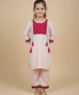Pink embroidered cotton kurta set 1