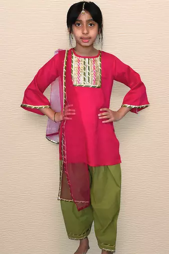 Pink embroidered cotton kurta set
