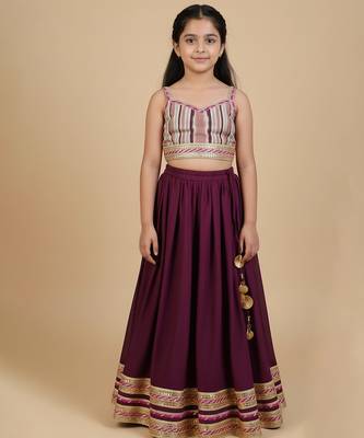 Burgundy embroidered cotton lehenga set 4