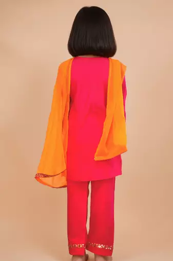 Pink embroidered cotton kurta set