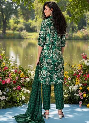 emerald green printed silk co-ord set for daywear 2
