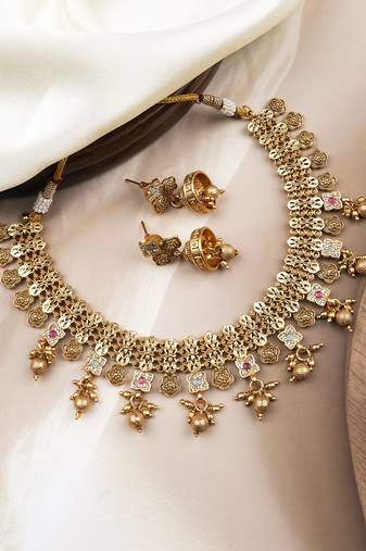 Heritage mint bandhai design necklace set