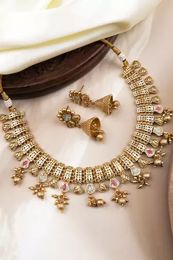 Antique finish mint bandhai necklace set