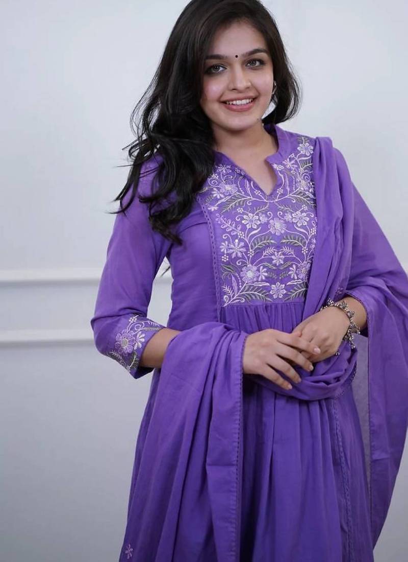 Lavender Color Beautiful Cotton Fabric Kurti Set