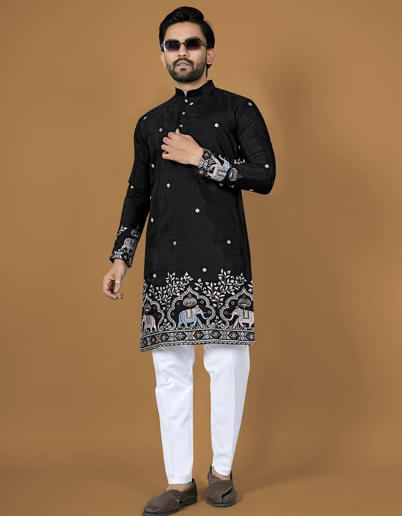 Black embroidery silk straight kurta