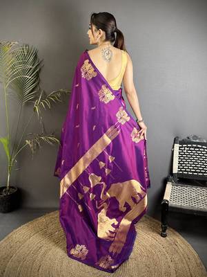 purple soft silk blend mofits zari weaving banarasi saree with unique border 3