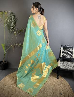 sea green soft silk blend mofits zari weaving banarasi saree with unique border 3