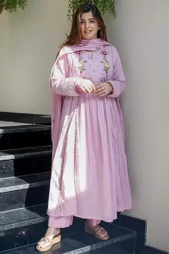 Chanderi silk pink embrodiered falred kurta with chanderi silk pant and organza dupatat set