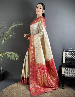 off white soft silk blend intricate motifs zari weaving banarasi saree with contrast weaving border 2