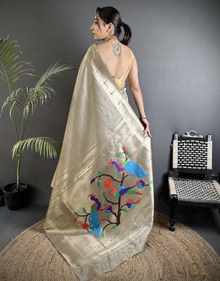 beige tissue minakari plain zari weaving paithani saree 3