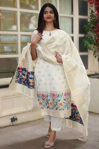 Viscose jacquard woven salwar suit in off white
