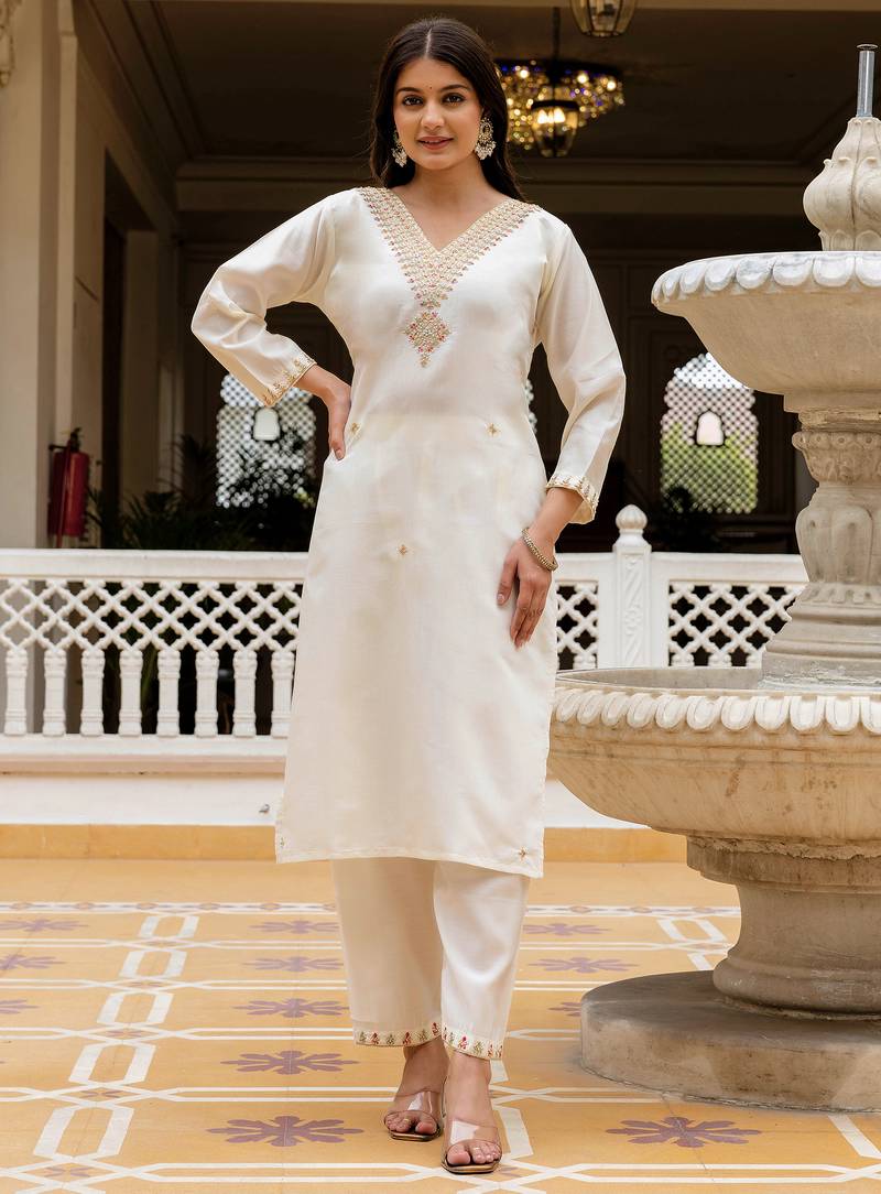 Embroidered viscose chanderi white salwar kameez
