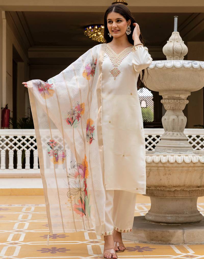 Embroidered viscose chanderi white salwar kameez
