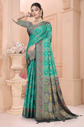 Maharanga Teal Green Dola Silk Saree with Zari & Thread Work and Rich Pallu