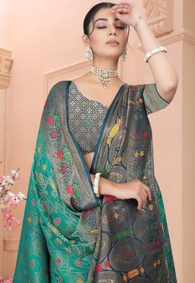  Teal Green Dola silk blend Saree with Zari & Thread Work and Rich Pallu 3