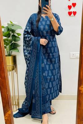Floral printed  cotton round neck kurta trouser & dupatta set 2
