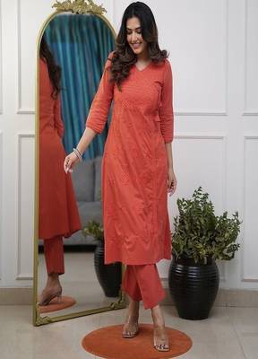 Floral embroidered cotton v neck kurta trouser set 1