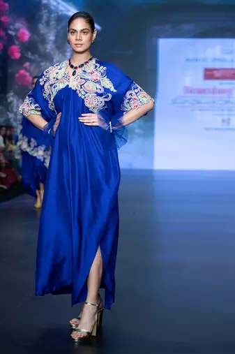 Royal blue embroidered puresilk kaftan set