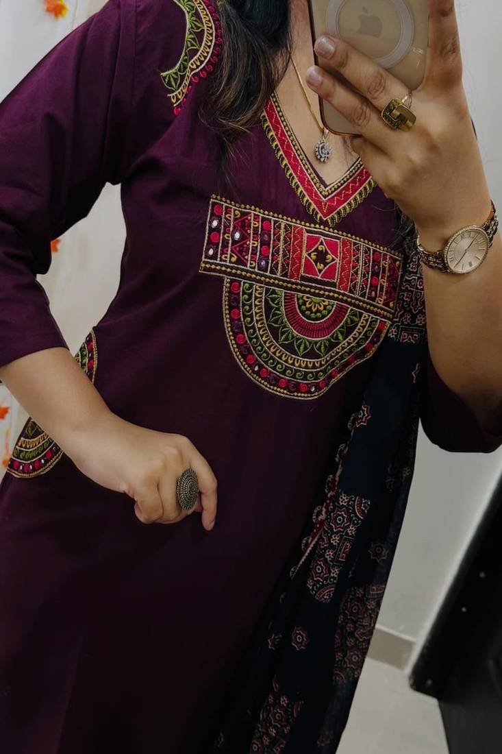 Floral embroidered pure cotton v neck kurta trouser & dupatta set