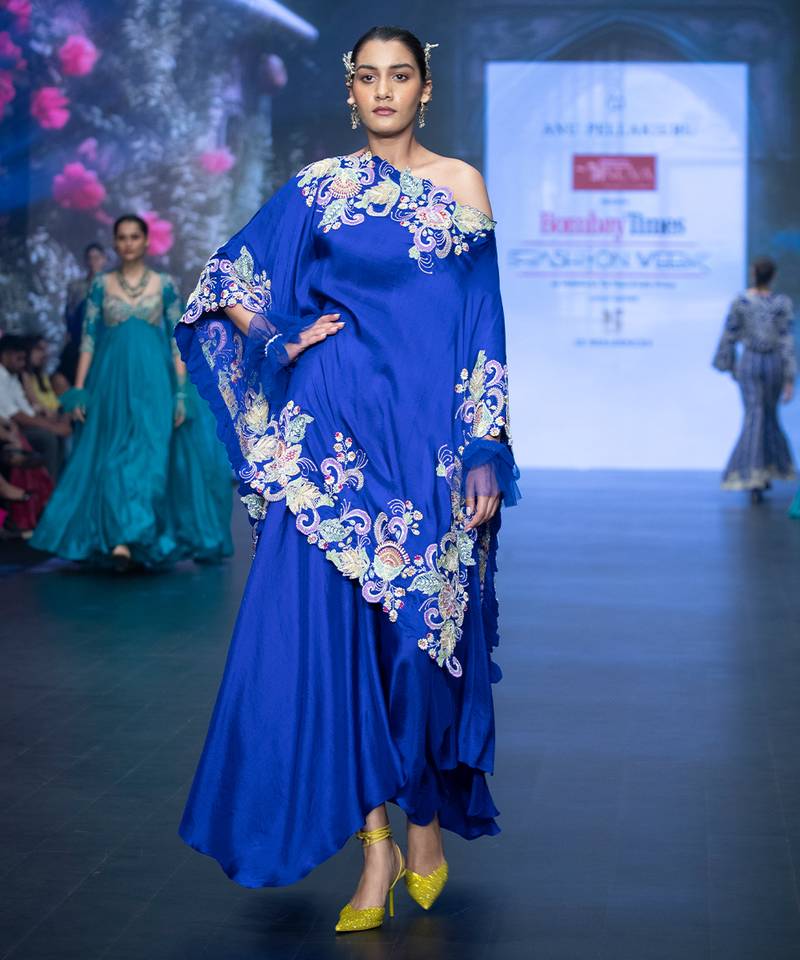 Royalblue embroidered puresilk kaftan set