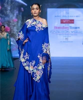 Royalblue embroidered puresilk kaftan set 2
