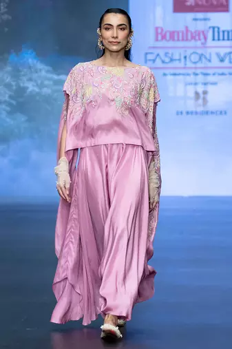 Pink embroidered puresilk co ord set